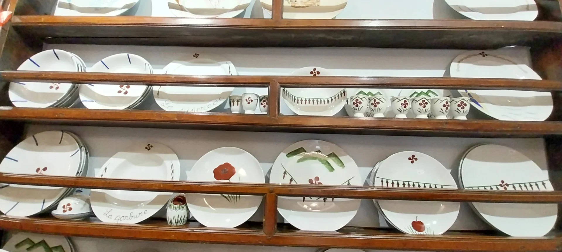 Pays Basque - Porcelaines EBKOLORE